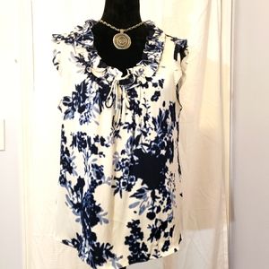 Elie Tahari Sleeveless Ruffled Blouse. SIZE L
